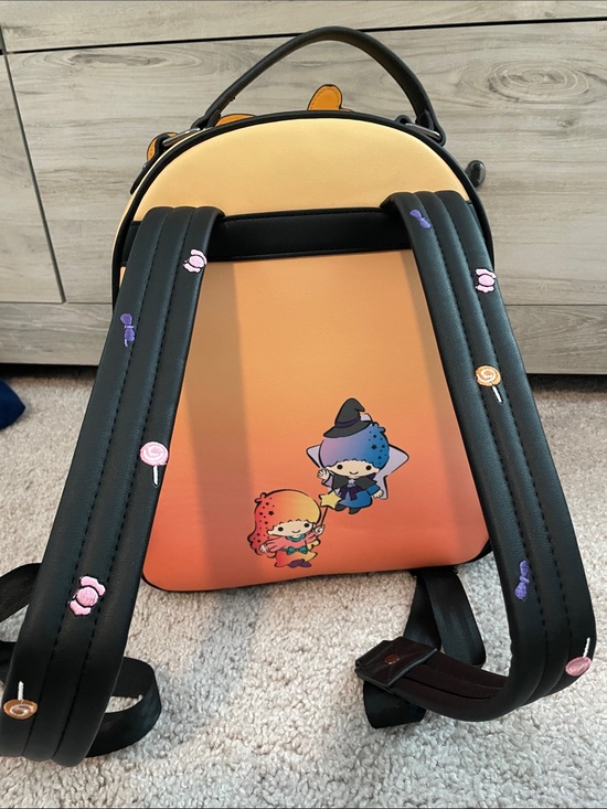 jansport backpack volume 3900 Navy Odyssey Nike LeBron Premium Basketball Color:Bag and Bowl Vanilla Cream teen Featuring dual water bottle